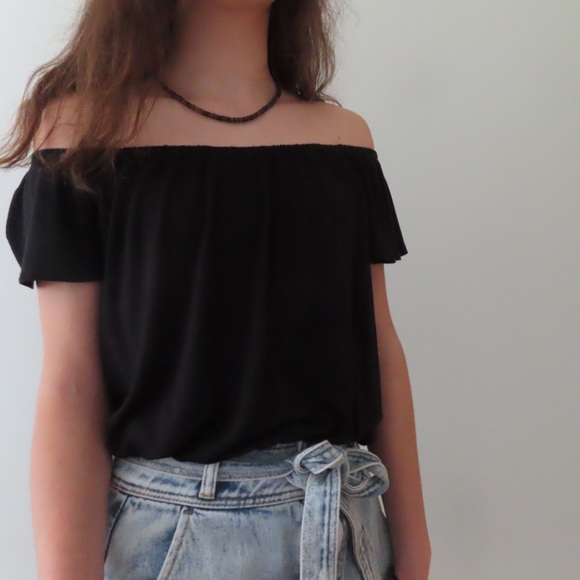 Black off the shoulder blouse - Picture 1 of 2
